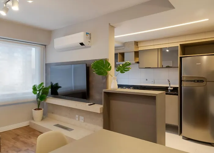 Elegante Proximo A Puc E Hsl Apartment