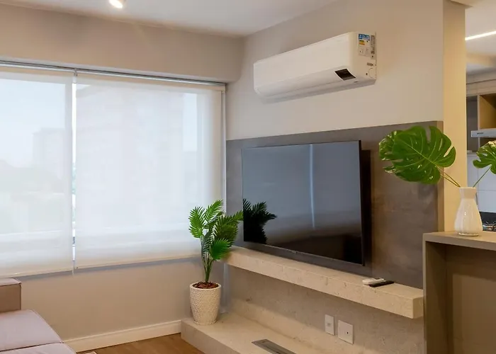Elegante Proximo A Puc E Hsl Apartment